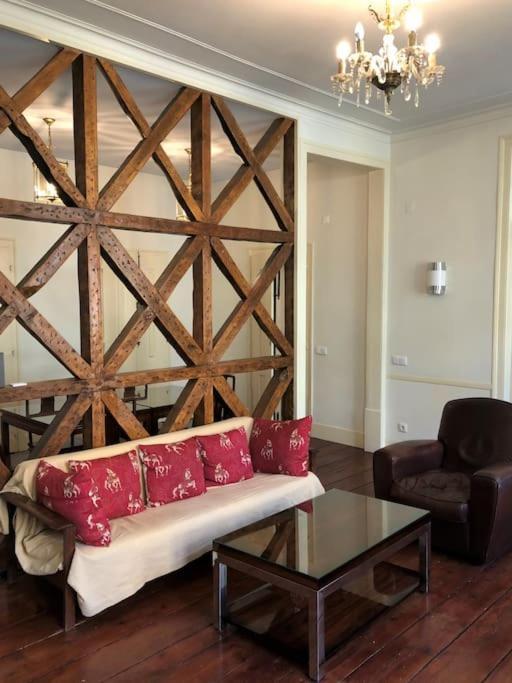 Apartamento Center Baixa - 3 Bedrooms *